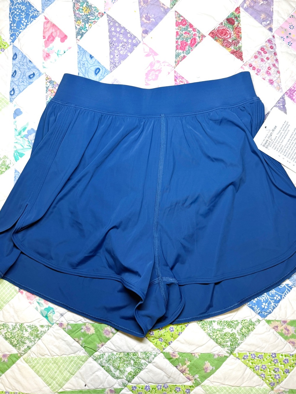 Lululemon Sleek High-Rise Short 2" in Blue Twill - Size XXS (Size 2) NWT - Picture 5 of 8